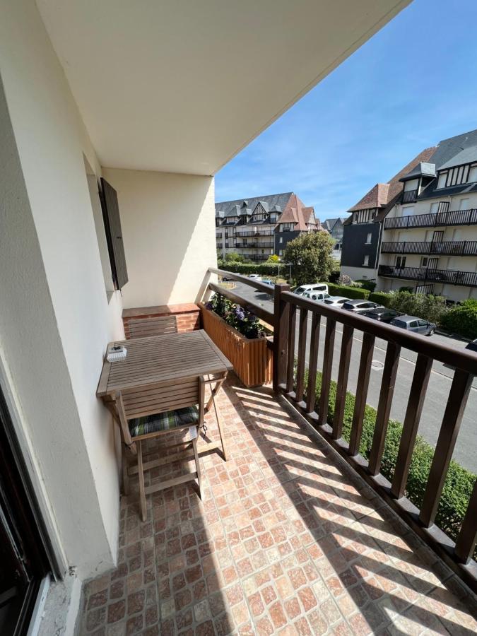 Fleur Marine 8 Apartment Кабур Екстериор снимка