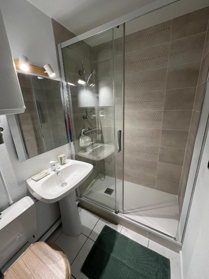 Fleur Marine 8 Apartment Кабур Екстериор снимка